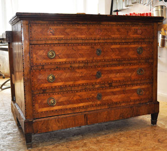 Commode met marqueterie